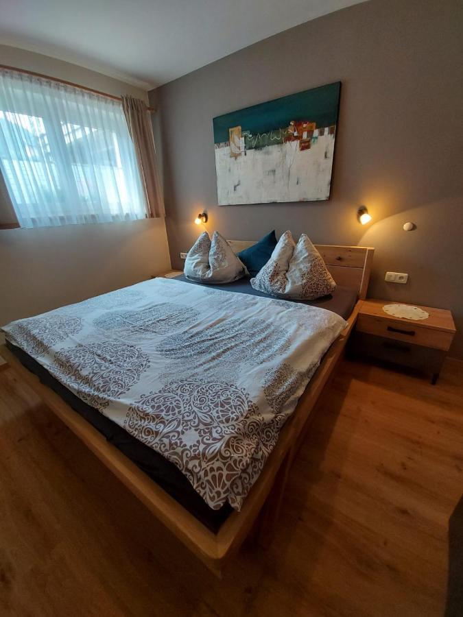 Appartement Alexandra นอยเคียร์เชน อัม โกรสเวเนดิเกอร์ ภายนอก รูปภาพ