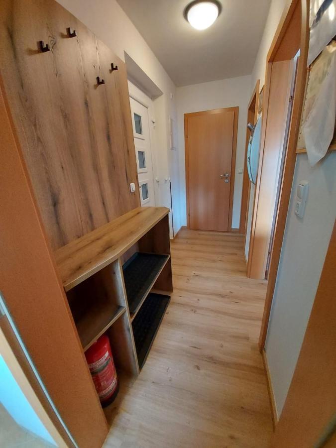 Appartement Alexandra นอยเคียร์เชน อัม โกรสเวเนดิเกอร์ ภายนอก รูปภาพ